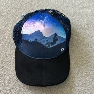 Oiselle Trucker Running Hat